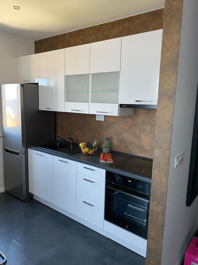 פודסטראנה Villa Donatella מראה חיצוני תמונה