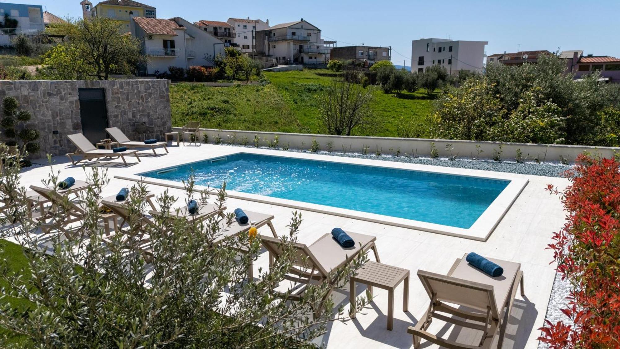 פודסטראנה Villa Donatella מראה חיצוני תמונה